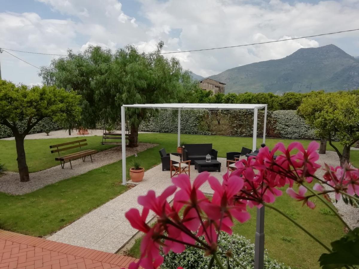 폰디 Il Giardino Delle Zagare B&B 외부 사진